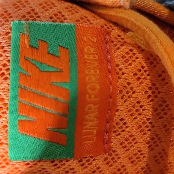 Womens Nike Sneakers - Picture 12 of 12